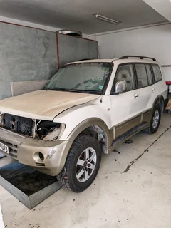 Pajeros gen 3 and 4 stripping for spares