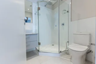 Ultra Stylish 1 Bedroom Apartment in CBD Avail 1st January