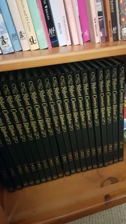 ROBERT CARRIERS KITCHEN - REDUCED TO GO!