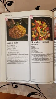 ROBERT CARRIERS KITCHEN - REDUCED TO GO!