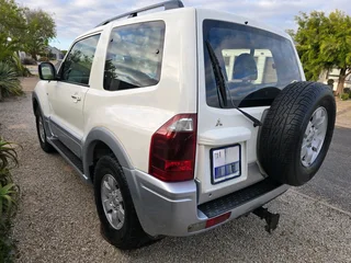 2004 Pajero 3.2 DiD 4x4 SWB