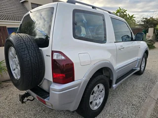 2004 Pajero 3.2 DiD 4x4 SWB