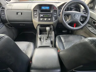 2004 Pajero 3.2 DiD 4x4 SWB