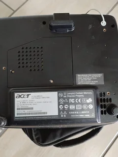 Projector - Ad posted by Matty Slimmerts