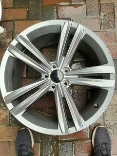 Vw Tiguan R Line 19in Single Rim