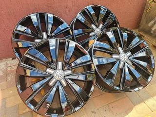 Vw Amarok Oem 20in Mags Black Edition