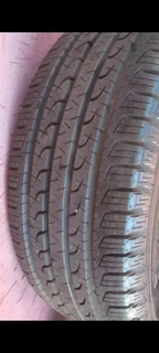 235/55/17 Goodyear Efficientgrip B/new