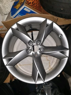 Audi S Line 19in Single Mag