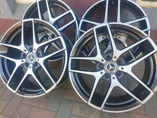 Mercedes Gla Amg 19in Mags