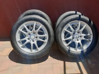 Mercedes W205 C Class Oem 16in Mags And Tyre&#39;s