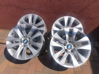 BMW 17IN MAGS