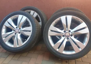 Mercedes Ml Oem 20in Mags