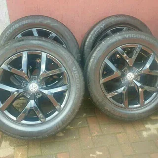 Vw Amarok Milfords Oem 19in Mags And Tyre&#39;s