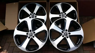 Mercedes Gl Coupe Oem 19inch Mags