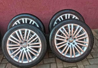Vw Jetta/passat Oem Bbs 17in Mags And Tyre&#39;s