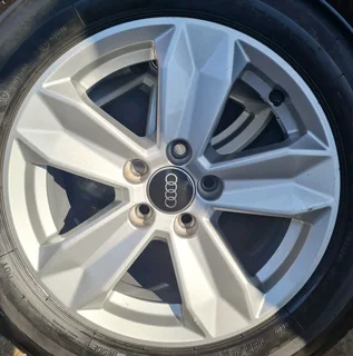 Audi A1 15inch Single Mag