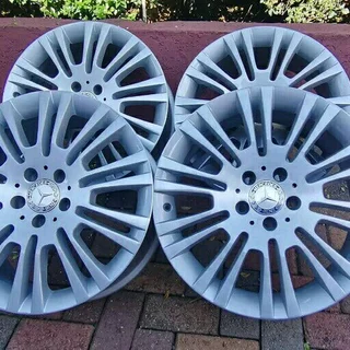 MERCEDES VITO/VIANO OEM 18INCH MAGS ONLY