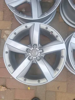 AUDI A1/S1 OEM 17INCH MAGS
