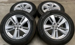 Opel Grandland X 17inch Mags And Tyre's