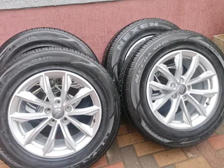 AUDI Q5 OEM 17INCH MAGS AND TYRE'S