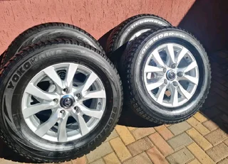 Toyota Land Cruiser 200 Series Brand New 18inch Mag And Tyre