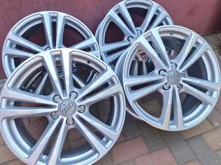 AUDI S3 OEM 18INCH MAGS