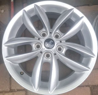 Mini Cooper 17in Single Mag