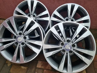 Mercedes V Class Oem 18inch Amg Mags