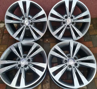 Mercedes E Class 18inch Mags