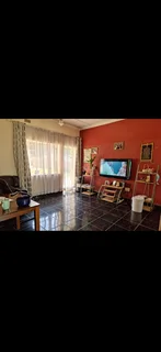 2 Outside Room to Let in Geogenia Roodepoort