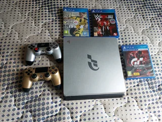 PS4 1TB Gran Turismo Edition 2 x Controllers &amp; 3 x Games
