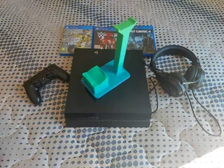 PS4 one Controller 3 x Games