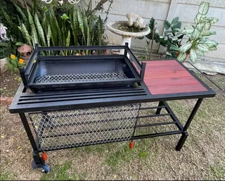 Custom smokers, braais, and inserts