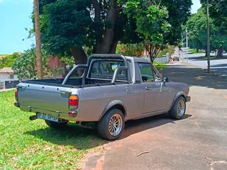 Nissan 1400