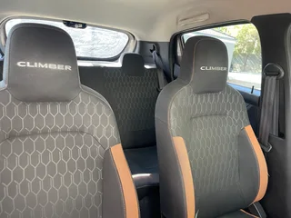 2019 Renault Kwid Hatchback. R90,000