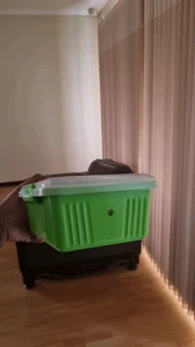 Small tub/container for reptiles