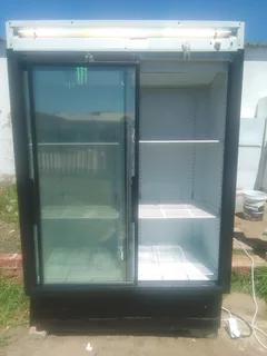 STAYCOLD DISPLAY FRIDGE