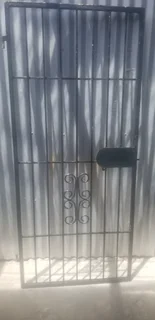 Standard security gate R750