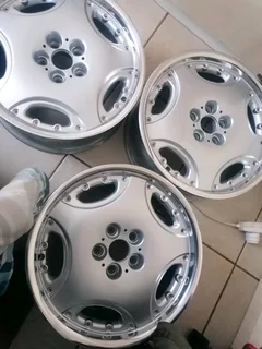 Urgent Sale - 17inch Lorinser Rims