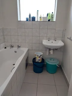 Room for rent R3300