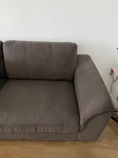 Couch - Ad posted by Mirriam Mnthali