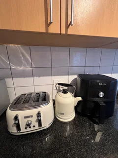Kettle,toaster,airfyer - Ad posted by Mirriam Mnthali