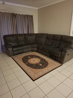 Grafton Everest Lounge Suite