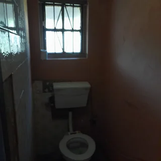 One Bedroom Lounge Kitchen Toilet Bathroom Own Entrance and Yard Fully Secured R3200 Everest heigh