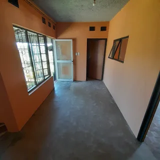 One Bedroom Lounge Kitchen Toilet Bathroom Own Entrance and Yard Fully Secured R3200 Everest heigh