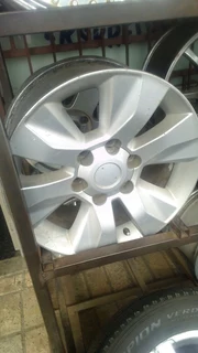 17&#34; Toyota Hilux genuine Aluminium rim