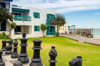 Club Mykonos Lamgebaan accommodation available 12 to 19 December