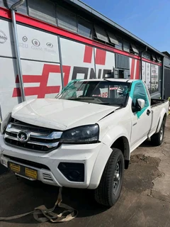 Stripping GWM Steed 6 2.0 VGT For Spares