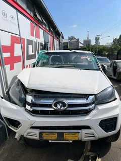 Stripping GWM Steed 6 2.0 VGT For Spares