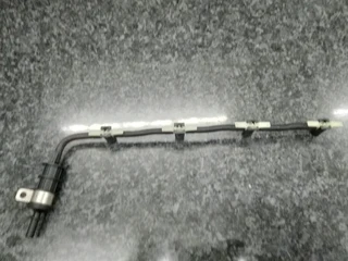 Nissan M9R Leak Off Pipe New